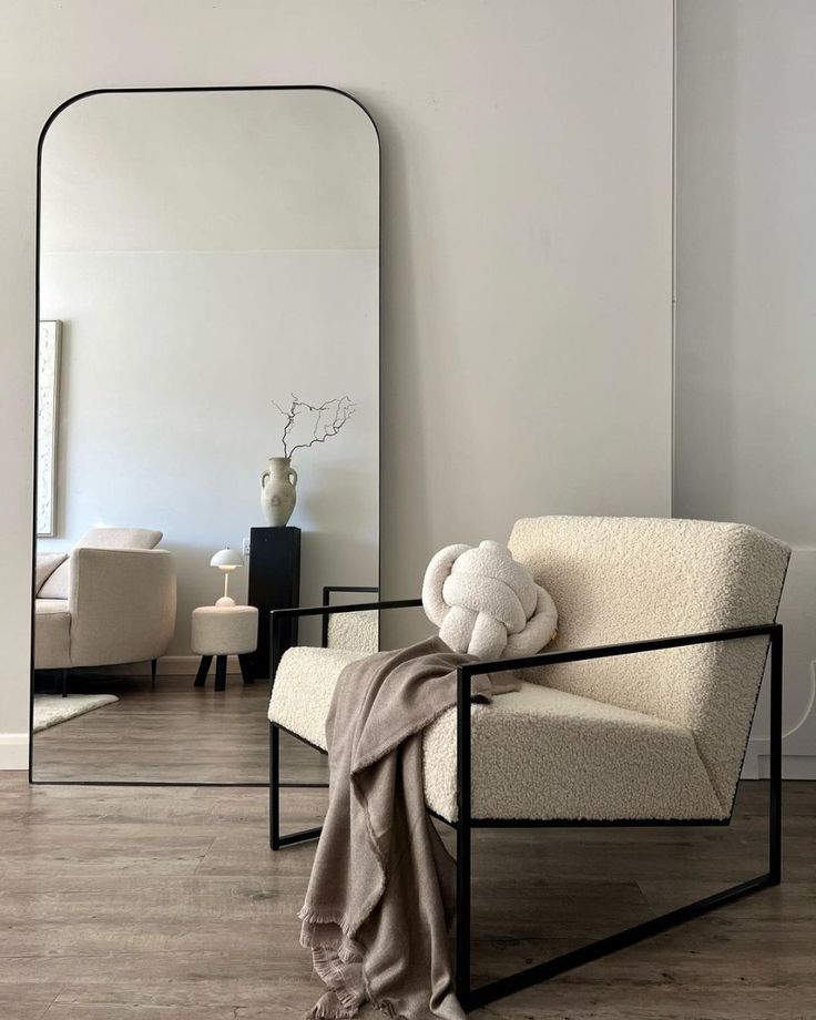 مبل فلزی مینیمال 